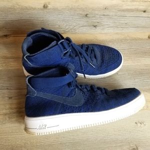 Nike Air Force 1 Ultra Flyknit Mid College Navy Sneakers